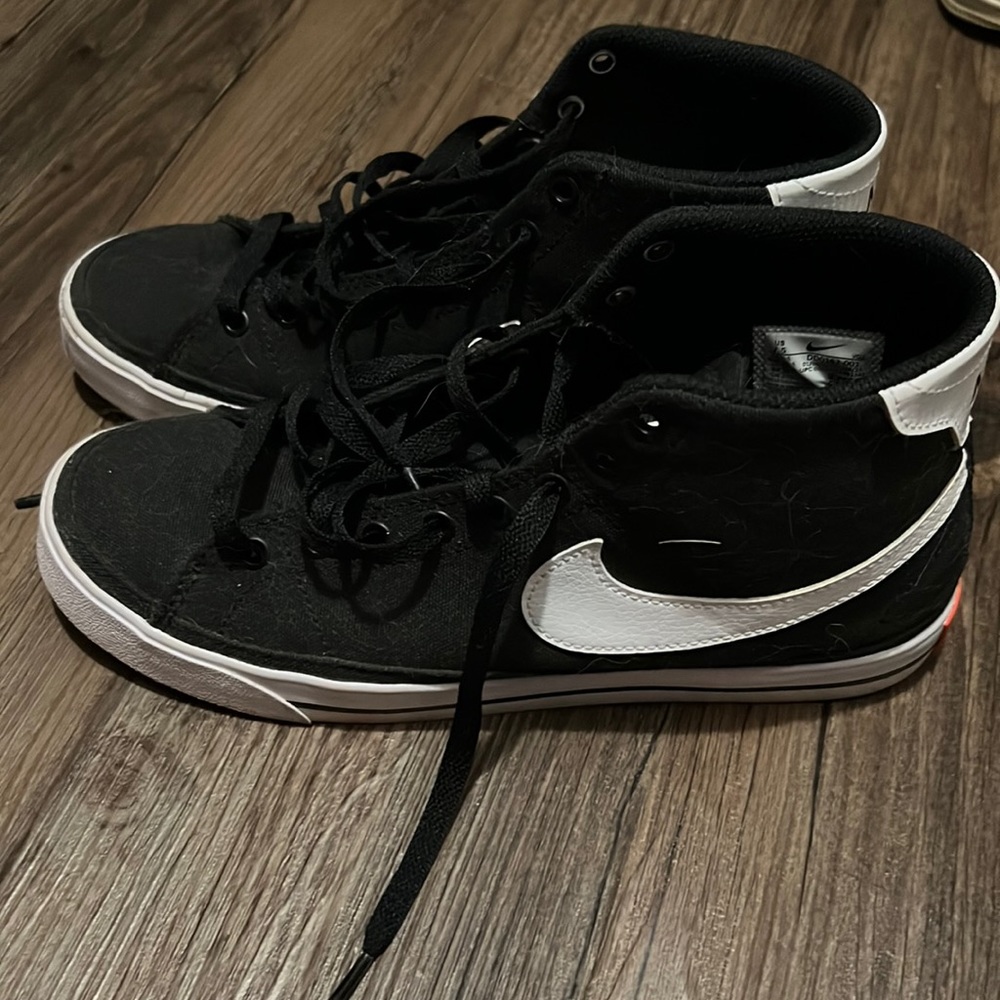 Nike Court Legacy Mid